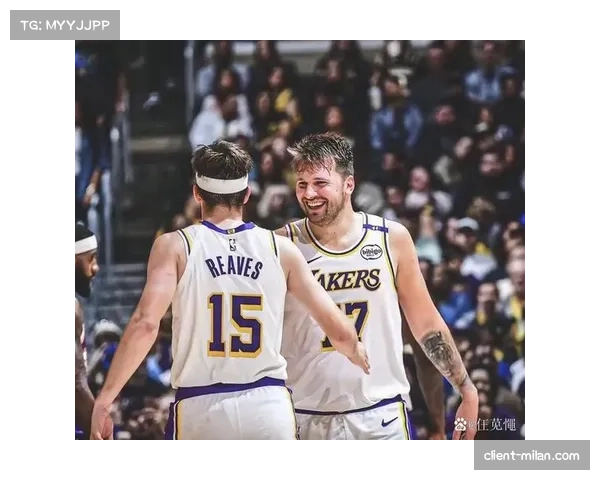 湖人主场11分战胜步行者,东契奇与里夫斯合砍58分主导进攻